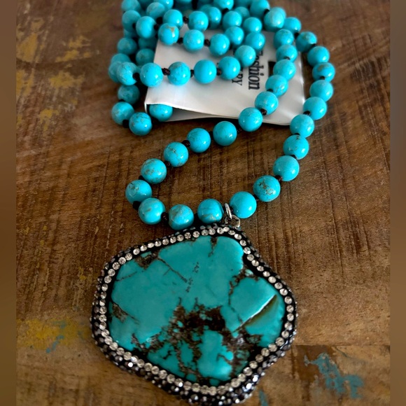 Hand Crafted Jewelry - Artisan Boutique Turquoise Necklace with Rhinestone Trim NWT